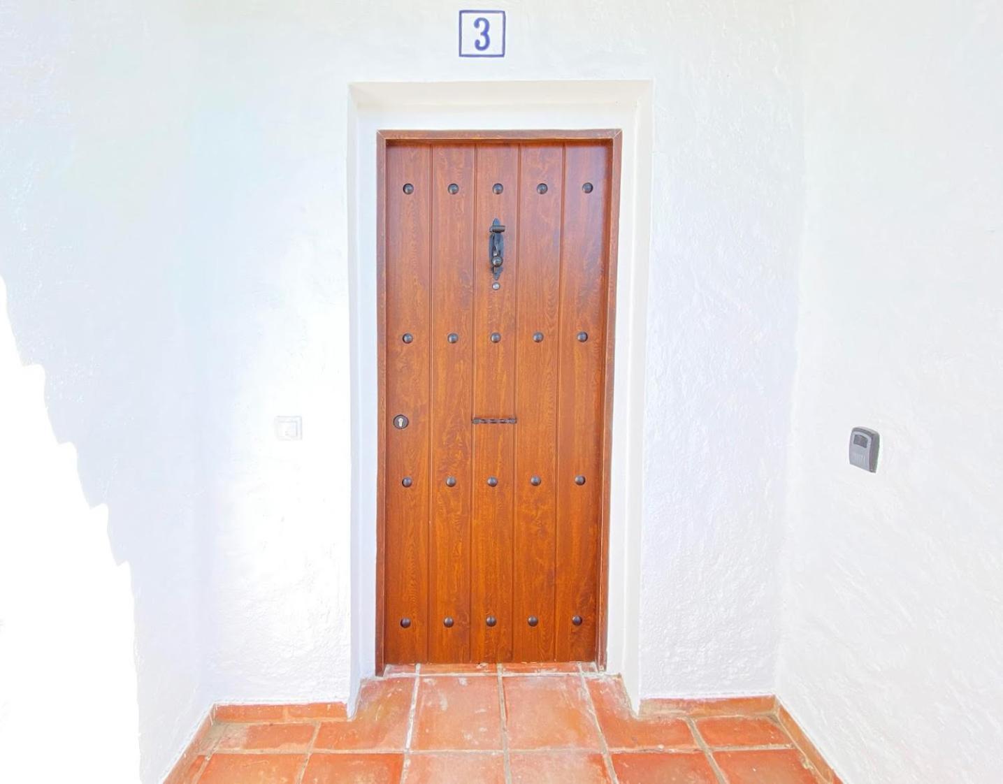 Tarifa Especial, Sin Aglomeraciones En Piscina Y Playa, Cerca De Puerto Banus Эстепона Экстерьер фото