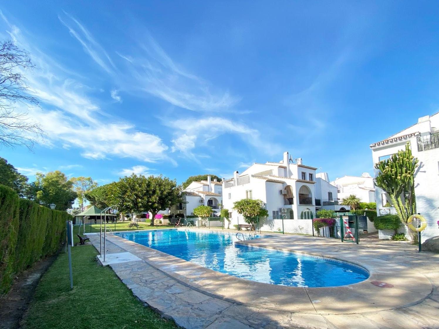 Tarifa Especial, Sin Aglomeraciones En Piscina Y Playa, Cerca De Puerto Banus Эстепона Экстерьер фото