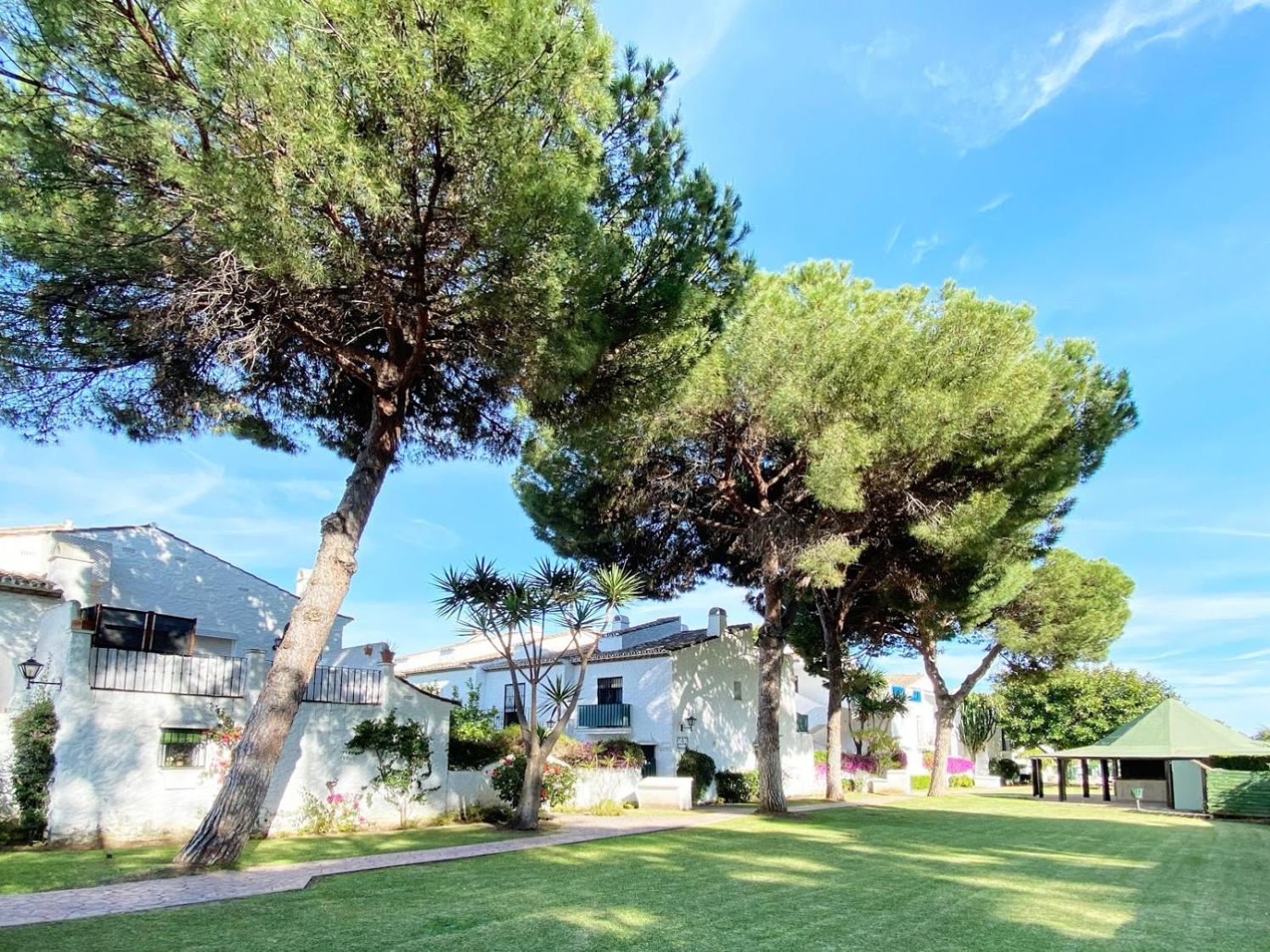 Tarifa Especial, Sin Aglomeraciones En Piscina Y Playa, Cerca De Puerto Banus Эстепона Экстерьер фото