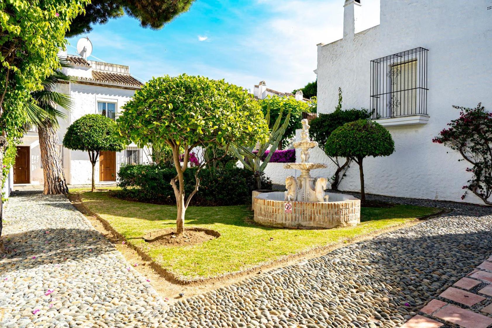 Tarifa Especial, Sin Aglomeraciones En Piscina Y Playa, Cerca De Puerto Banus Эстепона Экстерьер фото